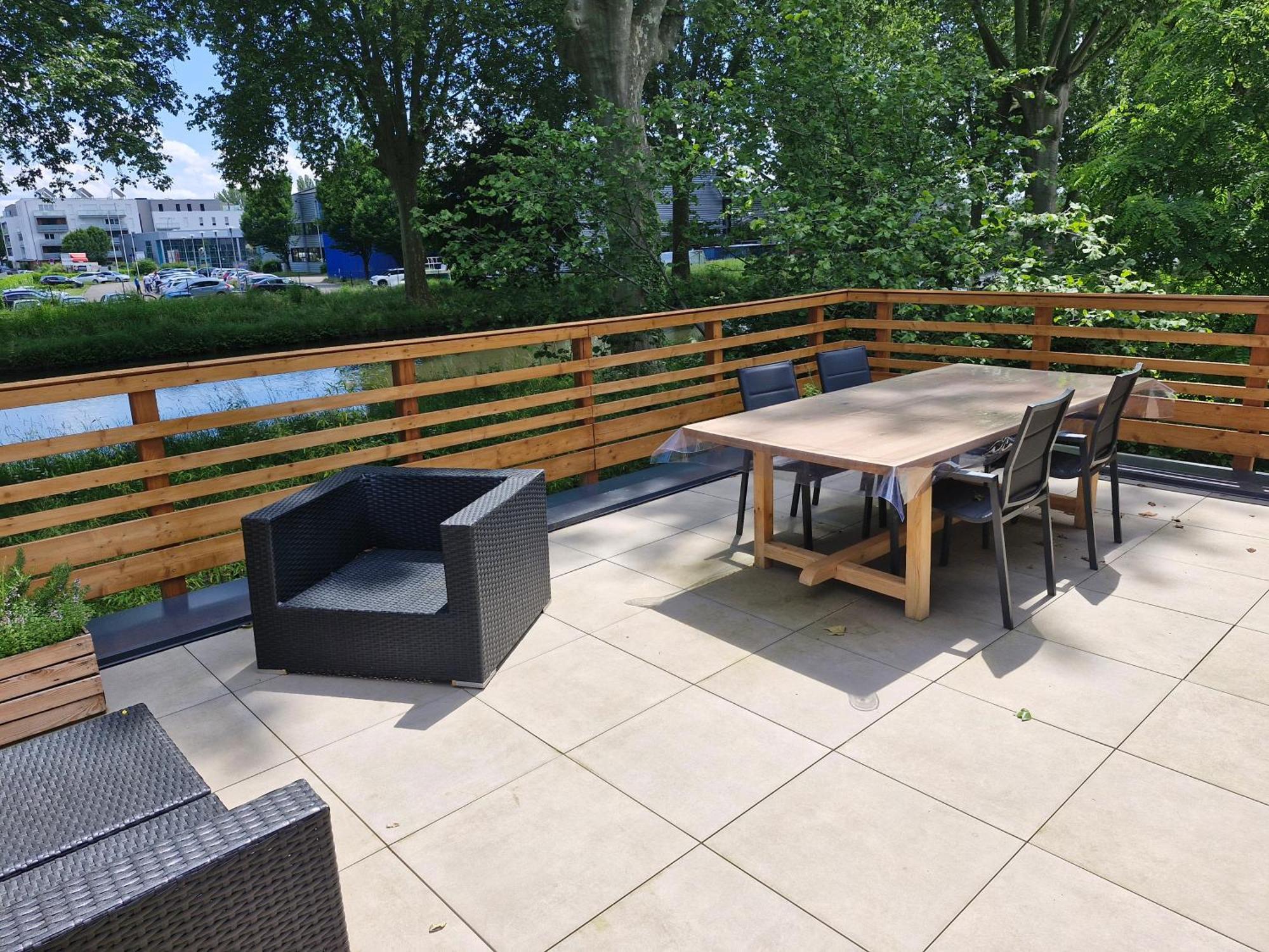 Gite-Appart Com' "Des Cimes Et Jardin" Illkirch-Graffenstaden Esterno foto